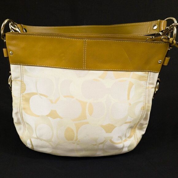 COACH Factory Outlet Signature Canvas Ivory Tote C1082-F14710 - Picture 3 of 10